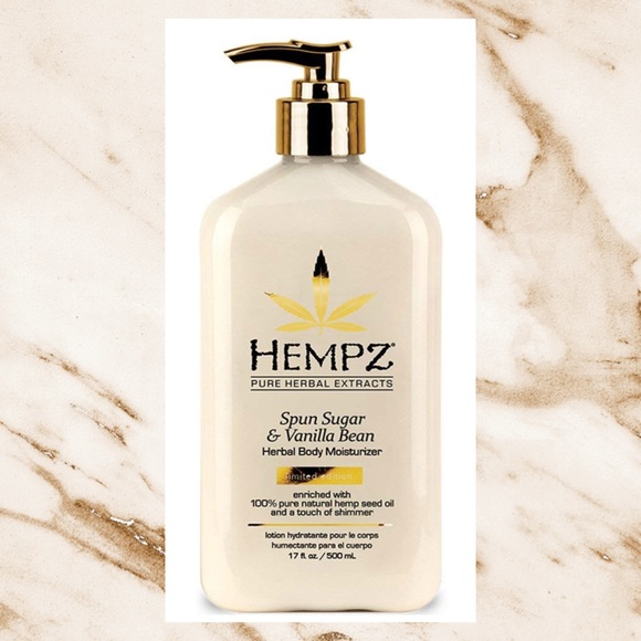 NEW. 17 fl oz Hempz Moisturizer. ⭐️LIMITED… - Picture 1 of 5